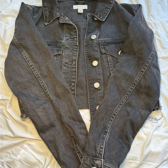 TOP SHOP STYLISH BLACK CROPPED BLACK DENIM JACKET - Picture 2 of 5